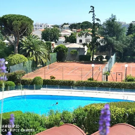 2 Pieces Climatise-Wifi / 4 Voyageurs / Boxe Prive / 2 Piscines / 2 Tennis / Petanque / Pingpong Antibes Buitenkant foto